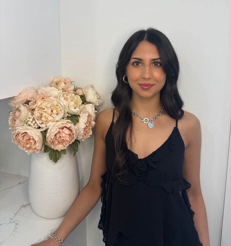 Hanna- (1) Client Consultant<br />